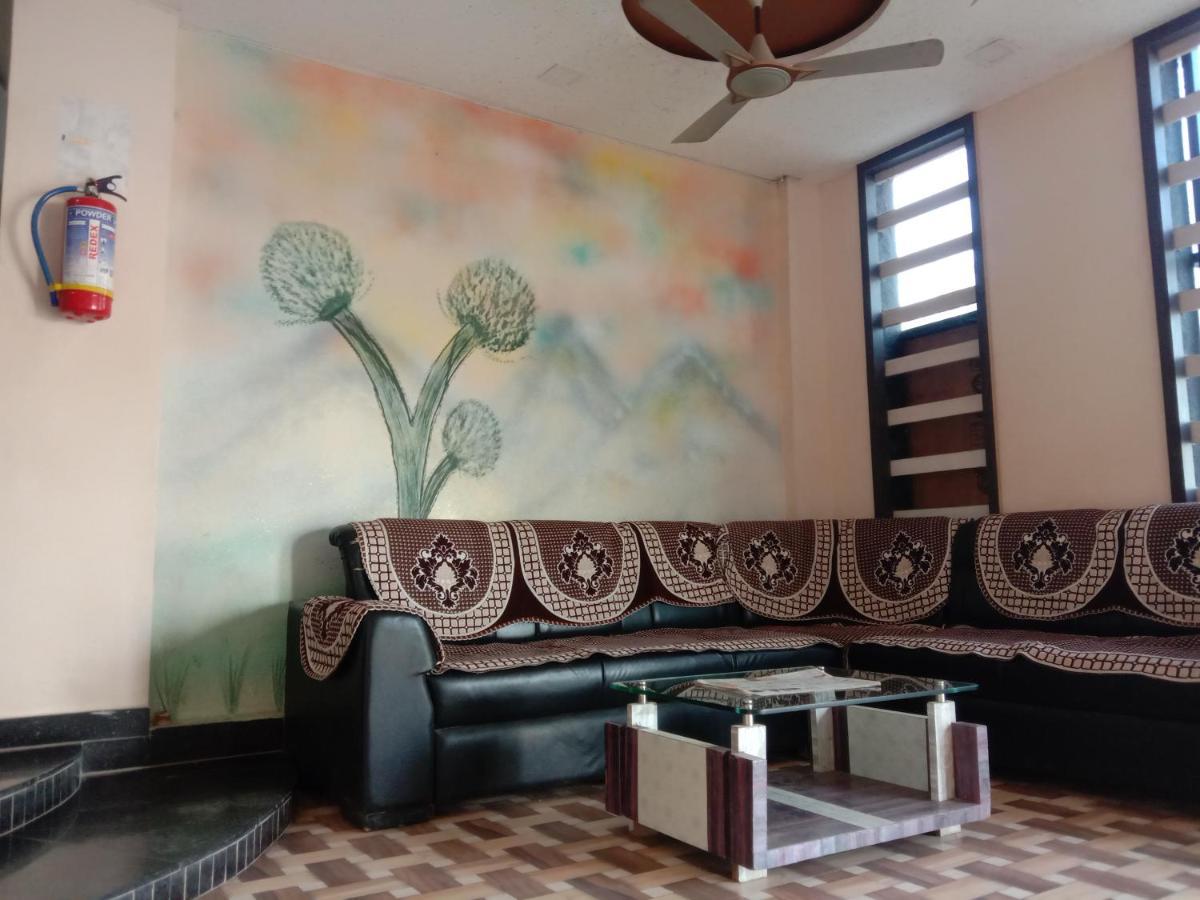 Somnāth Shree Hotel Shivdhara المظهر الخارجي الصورة