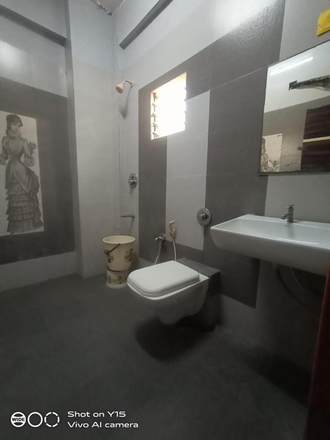 Somnāth Shree Hotel Shivdhara المظهر الخارجي الصورة